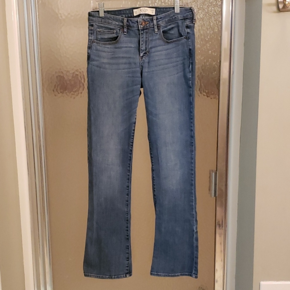 Abercrombie Jeans Boot Cut, Size 6